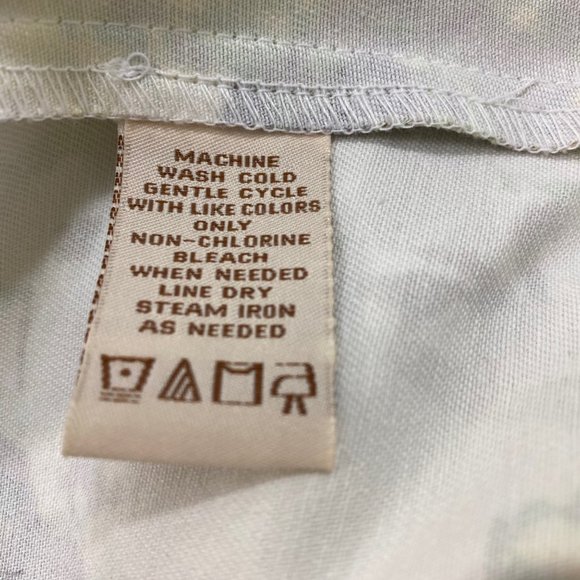 c.l.o.t.h.e.s  Fashion Jacket. Women Size Small Denim Fabric Floral Print. - Picture 5 of 10